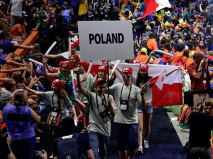 KANGUROWCY lecą na Olimpiadę do USA KANGUROWCY lecą na Olimpiadę do USA